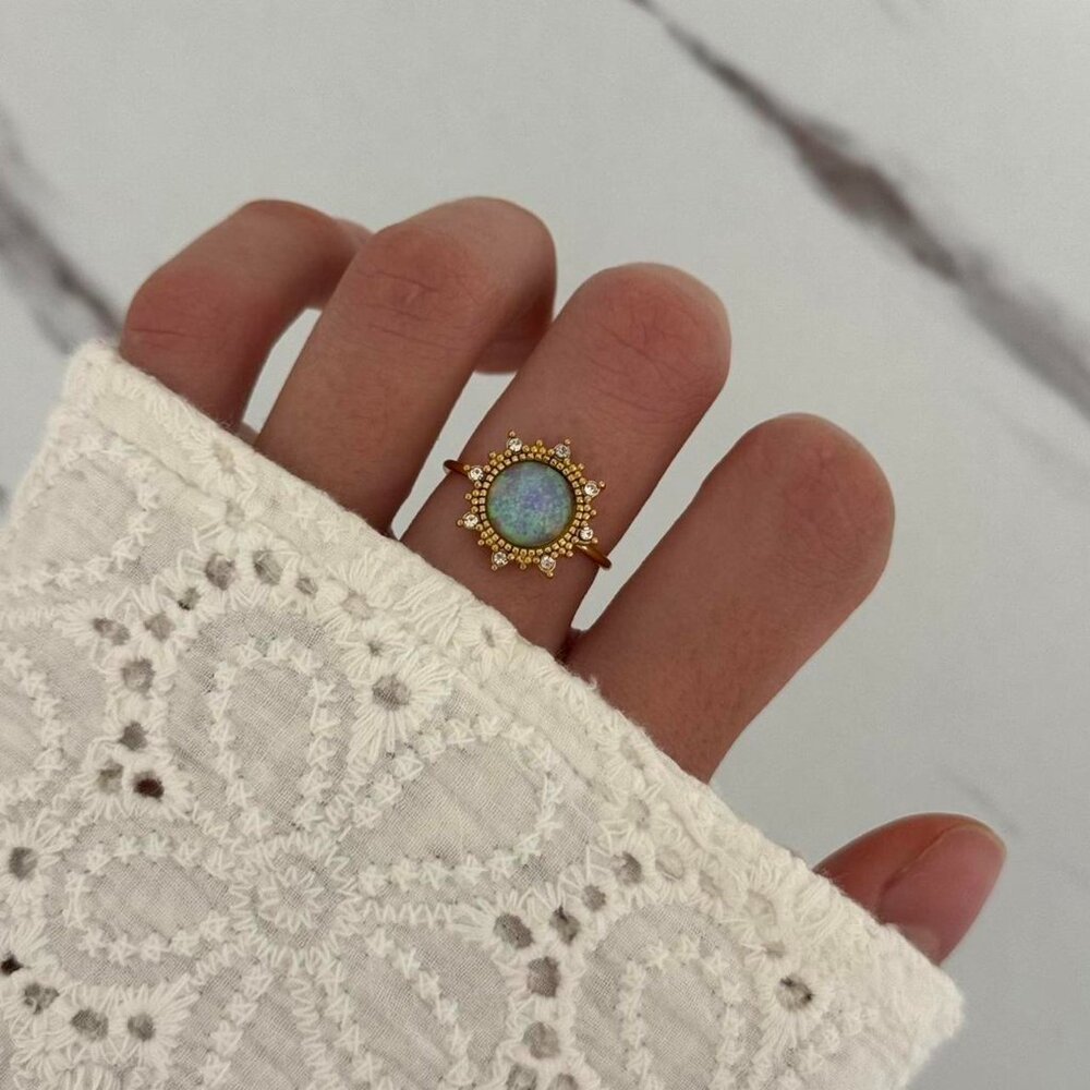 SKU:0086 vintage vibe gold ring sun with chameleon‎ blue stone zircon stone